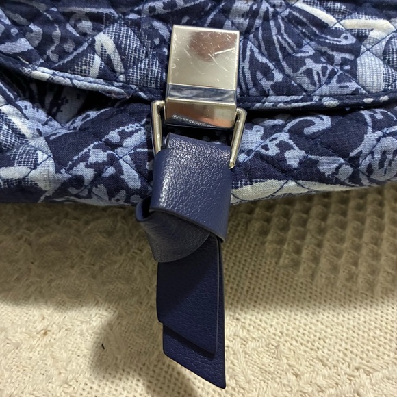 Vera Bradley Womens Adjustable Strap Lined Crossbody Bag Purse Blue Paisley - Picture 10 of 16